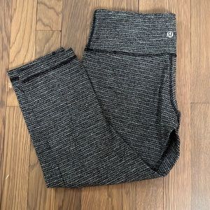 Lululemon capri leggings